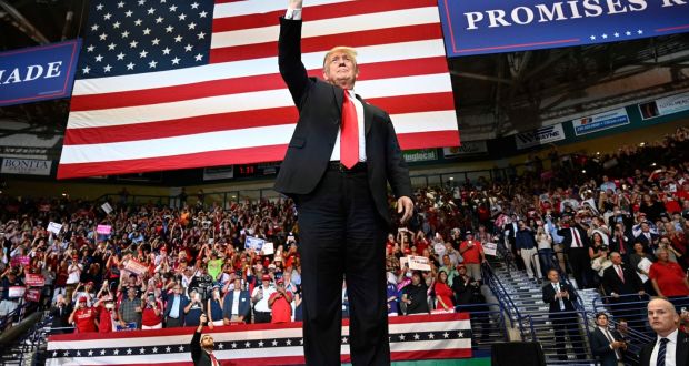 US Dollar Dips on Anticipation of Midterm Election pushing Euro Upwards