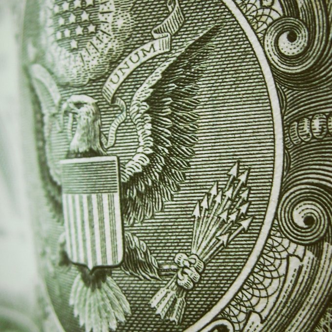 Dollar Steadies Against Majors as Recession Fears Persist